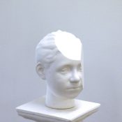 T-yong Chung, Lavinia #2, 2017, plaster bust, 23 x 18 x 27 cm. Courtesy Otto Zoo