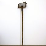 T- yong Chung, Untitled, 2010, wood and iron, 145 x 25 x 17 cm. Courtesy Otto Zoo